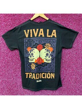 Modelo Cerveza Mexico Viva La Tradicion T-Shirt Medium